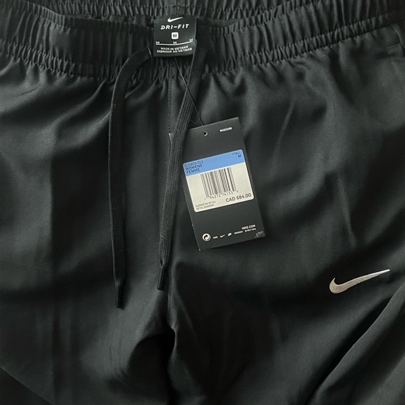 Woman’s Med Nike Track Pants - Picture 2 of 6